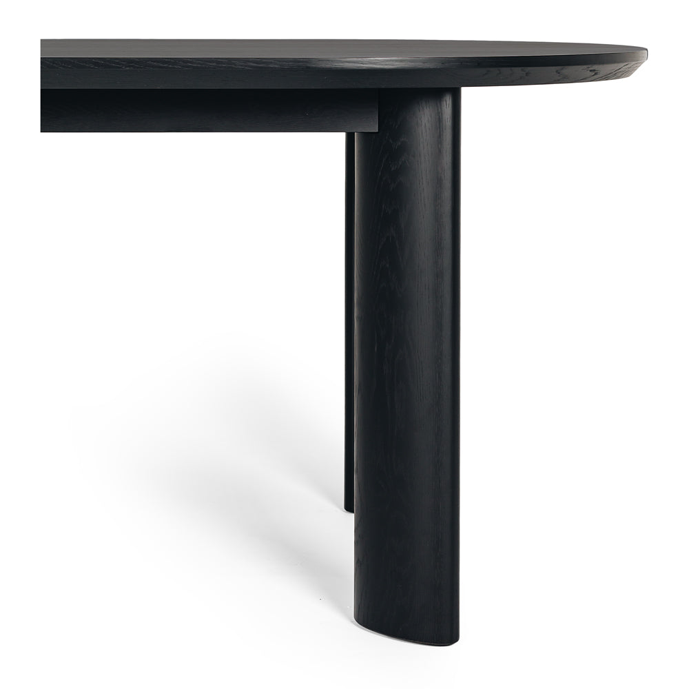 Kontur Dining Table Black Leg Detail